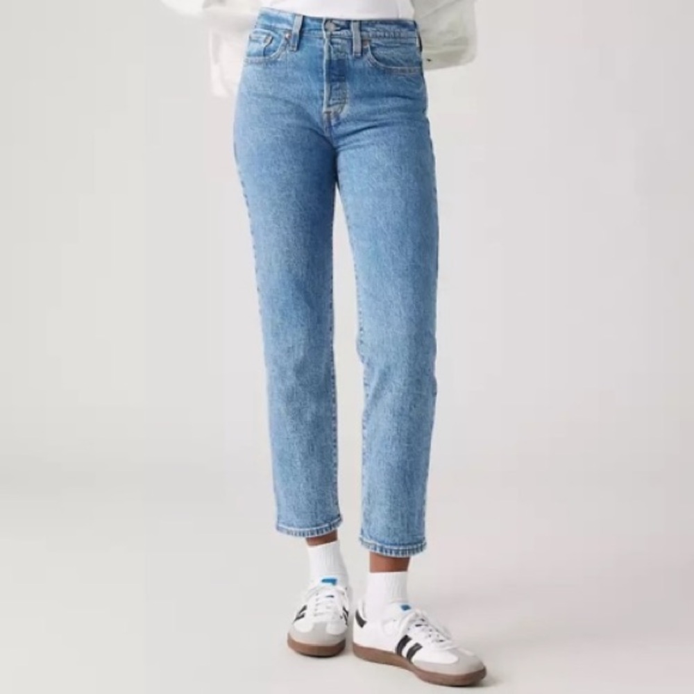 Levi's Wedgie Straight High Rise Button Fly Cotton Blend Blue Jeans - Picture 3 of 13
